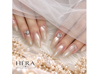 ヘラ(HERA)の写真