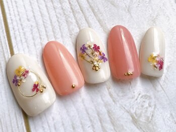 アミネイルズ(AmiNails)/押し花アート♪