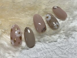大人のフラワーネイル