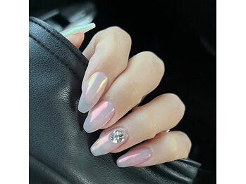 リュストゥール アンド フォンス(Lustr'e&fons)