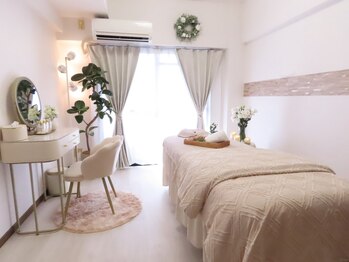 Sereniteの写真/日常をそっと離れて。誰にも邪魔されない完全個室で、心と身体を満たすあなただけの上質な癒し時間を。
