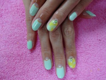 エクランネイル/定額Bコース¥4,980クーポン利用