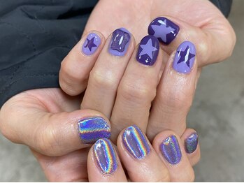 カーティシーネイルズ(curtisii NAILS)/ちぐはぐパープル