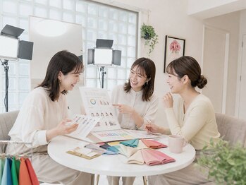 ビースタイルラボ 名古屋(be style lab)の写真/せっかくならご友人と！楽しみながら新しい自分に出会える診断体験。ご来店の約半数がペア・グループです。