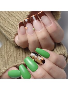 カノアネイル(kanoa nail)の写真/他店オフ無料★ケア、ストーンつけ放題、エイジングケアor美白マッサージ付き◎
持ち込み画像大歓迎！