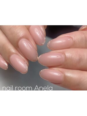 nail room Anela