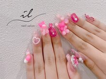 イル 神戸店/ピンク×ゴテゴテパーツネイル