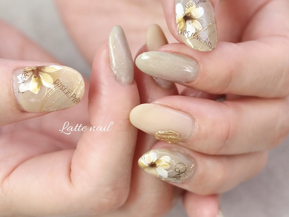 2024年秋】フラワーネイルのネイルデザイン集｜新着順｜281ページ目  