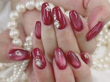 ハニービービー(Honey Bee Bee)/ボルドーAutumnネイル