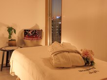 駅チカ、最上階の宝石のような夜景がお迎えします。