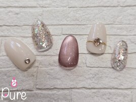 大人可愛い定額ネイル￥7800