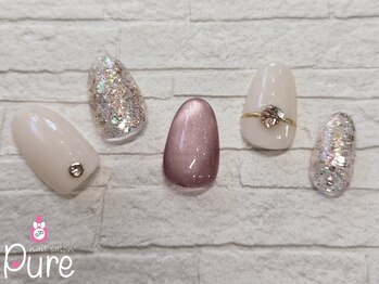 大人可愛い定額ネイル¥7800