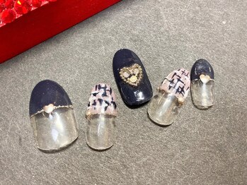 クイーンビー(QUEEN BEE)/12月定額ネイル¥7500