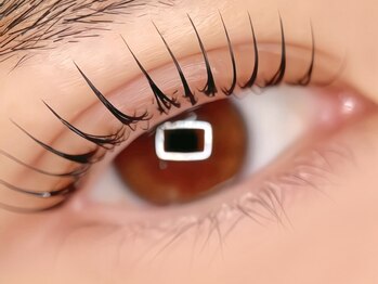ボンボン(BONBON)の写真/ラッシュリフトのデザイン数十種類★自まつ毛を大切にしながら上品な目元へ仕上げます。メイク時短にも◎