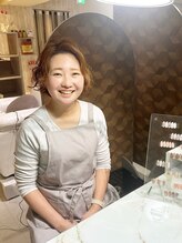 オーラ レアレア市川店内(AURA) Saigo Michiko
