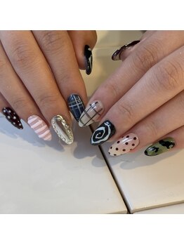 個性派ネイル