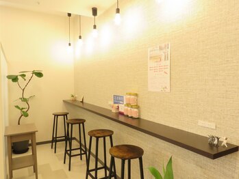 からだ屋 ミーナ天神店/待合い