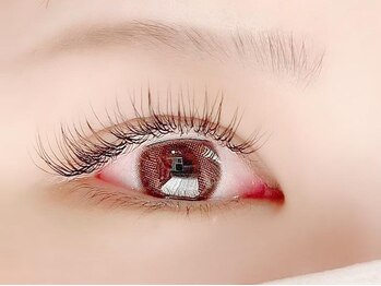 シャルム(Charme)の写真/いかにも”まつエクしています”感はもう古い!自まつ毛が自然に伸びたような理想の仕上がりに♪