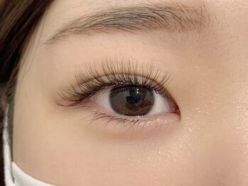 アイラ 亀田店(EYELA)/ボリュームラッシュ100束