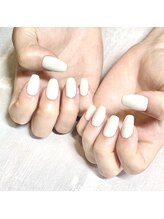 イッシュ(Ish.)/夏らしいホワイトワンカラー