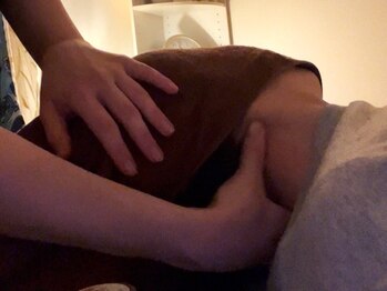 ミー(Mee)の写真/同じ姿勢で固まりがちな首・肩に。肩甲骨まわりまでケア★全身のダルさをリセットしてスッキリ感長持ち♪