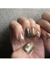 カーロ(at.caroz)/ニュアンスネイル