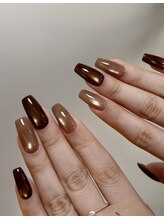 モモネイル(Momo Nail)/秋冬大人気のマグネットネイル！