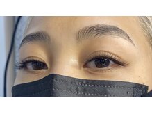 デリカ(DELICAT)/ハリウッドブロウリフト　6500円