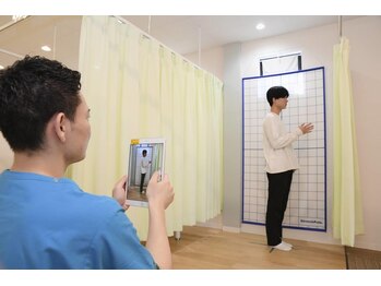 リーフ整骨院 調布院の写真/骨格の歪みを整える事で、身体の不調を改善！お客様一人一人に合わせた施術で、健康的な身体へと導きます♪