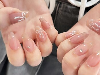 エデン(EDEN)の写真/流行りのワンホンネイルや韓国ネイルは"EDEN"にお任せ☆ワンランク上の大人可愛いデザインをご提案☆