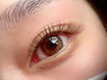 ティーアール(TR)の写真/《フラットラッシュ・カラーエクステ可◎》本数やカラー,太さ,長さを調整し、あなた好みの目元を演出♪