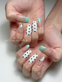 エフネイル 元町中華街店(ef nail)の写真/【パラジェル導入店】付け替えオフ無料★ちび爪・噛み爪・深爪・2枚爪etc.お悩み解消&キレイが続く指先に。