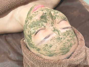 ルタンリッシュ ハナレ(Lutan Riche 花麗)の写真/くすみ・毛穴・肌荒れに｜ハーブピーリングで透明感のある肌へ☆¥9900