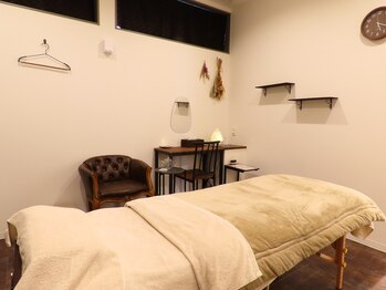 リラ(Rira)/エステルーム