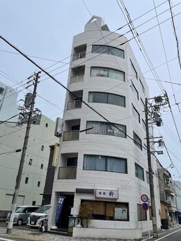 ルックアットミー(Look at Me)/南町ビル６Ｆ