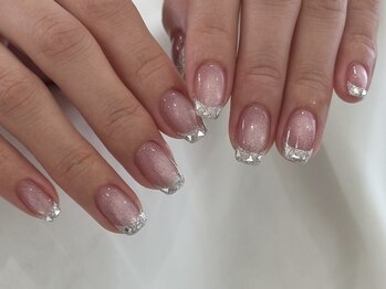 ラヴィッシュ(LAVISH)の写真/《豊橋駅西口から車で2分》駅近サロンで通いやすさ◎アートやり放題/定額制/持ち込みOKメニュー有！