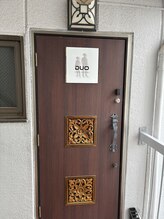 デュオ(DUO)/お店の入り口扉です。