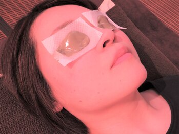 ブアサワン(Bua Sawan)/クレイ眼精パック