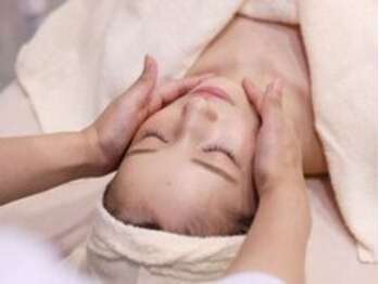 エクソ 吉祥寺(EXO)の写真/医療機関との提携で高濃度・最高品質の「エクソソーム」×「ハーブピーリング」で本気の肌質改善へ◎