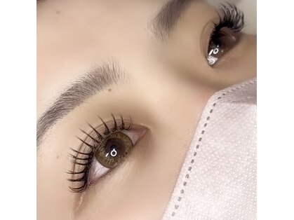 natuly bambi eyelash salonの写真