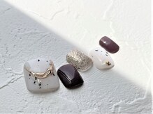 アバネイル アクア 千種店(AVANAIL AQUA)/【ニュアンスフットネイル】