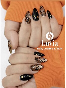 ルビア(Luvia)/デザインネイル