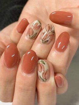 ナレル ライカム(NARERU)の写真/【派手すぎないシンプルアート♪】繊細デザインも当店にお任せ☆褒められお手元に♪納得の高技術でご提供◎