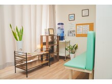 さくら整体 整骨院 四日市の雰囲気(ヘッドスパ(頭蓋骨調整)により自律神経を調整します)