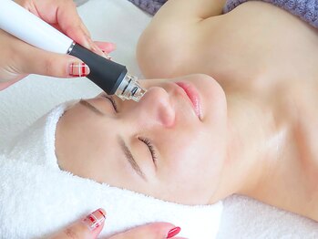 フローフシ∞の写真/【美容液配合☆毛穴洗浄】蓄積された汚れをごっそりお掃除!黒ずみ・皮脂汚れ・毛穴開きをケアして素肌美人!