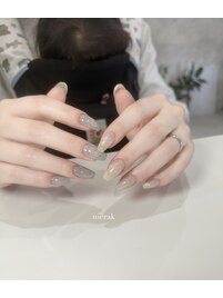 シンプルニュアンスネイル