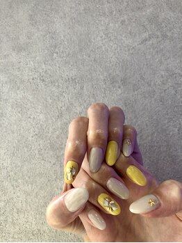 エーレ(ehre)/4本アート*お客様ネイル