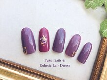 ユウコネイルズアンドエステティック ラ デェス(Yuko Nails & Esthetic La Deesse)/シルバーコース（定額制）¥6500
