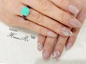 ネイルサロン ハンナ(Nail salon Hanna.Ri)/スタッズフラワー