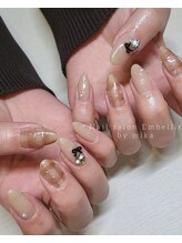 アンベリール(Embellir)/持ち込みネイル